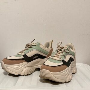 Chunky Mesh & Leather Women’s Sneakers in Beige, Mint & Black